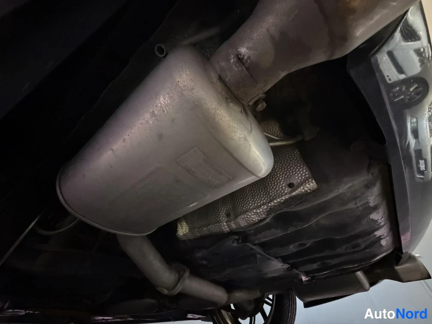 Svart Toyota Mark X 2010, detalj, bild 30
