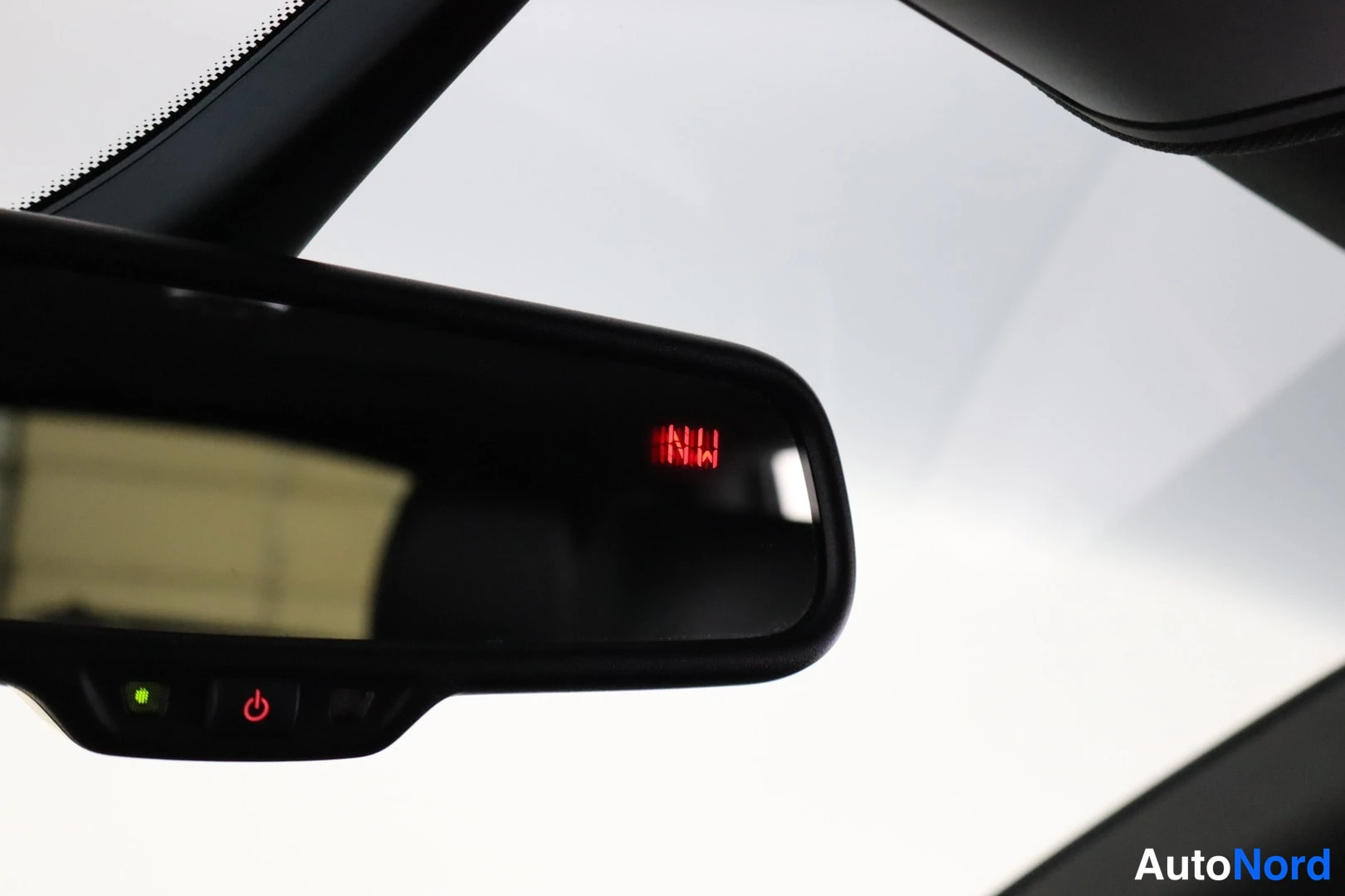 Valkoinen Audi Q7 2012, yksityiskohta, kuva 37