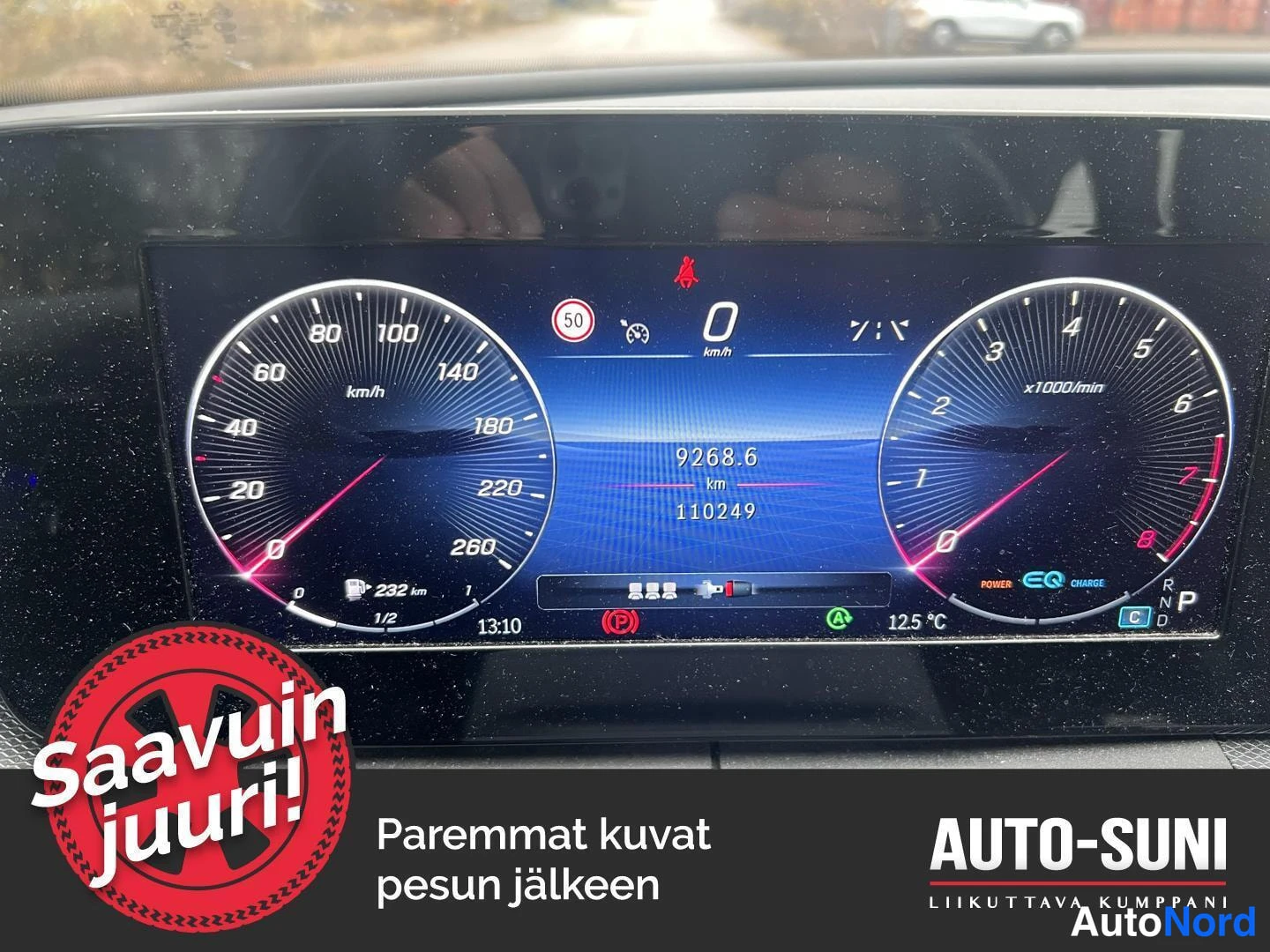 Vit Mercedes-Benz C 2022, detalj, bild 8