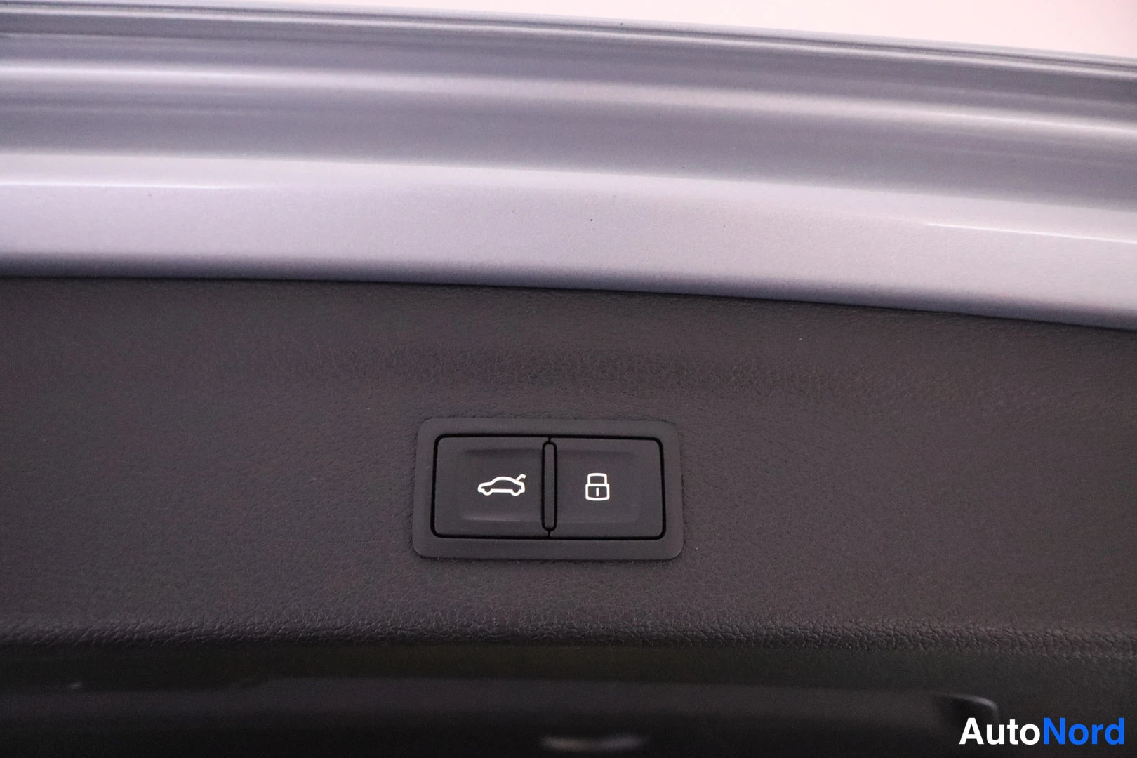 Silver Audi Q3 2022, detalj, bild 25