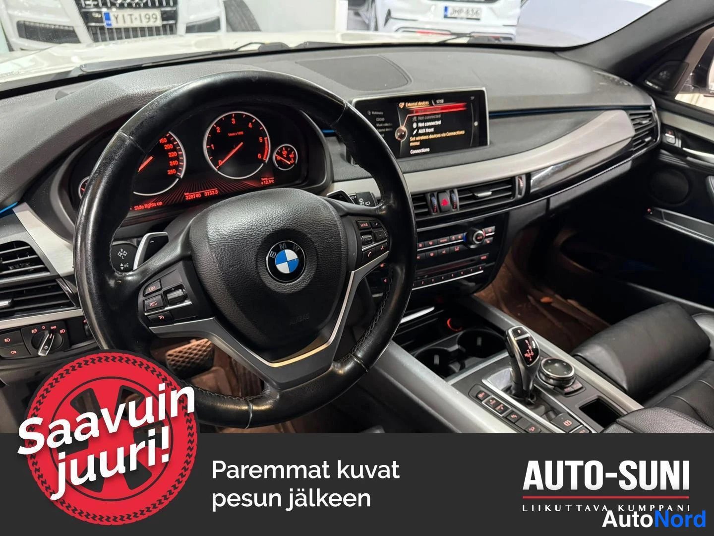 Vit BMW X5 2014, förarplats, bild 6
