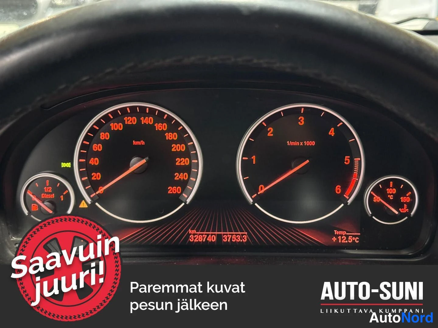 Vit BMW X5 2014, detalj, bild 9