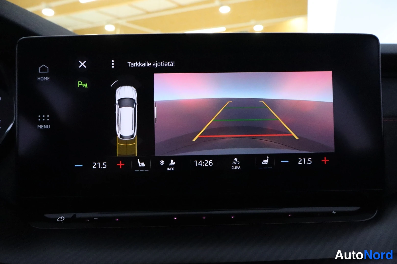 Vit Skoda Octavia 2021, detalj, bild 17