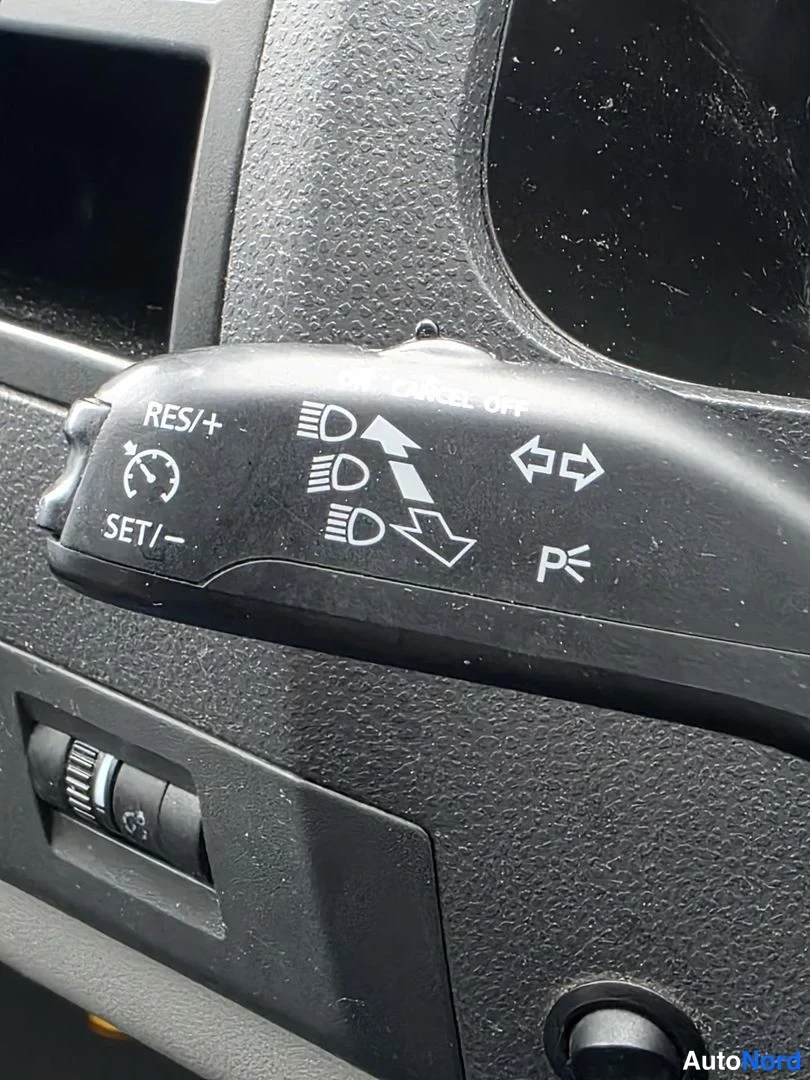 Hopea Volkswagen Transporter 2013, yksityiskohta, kuva 20