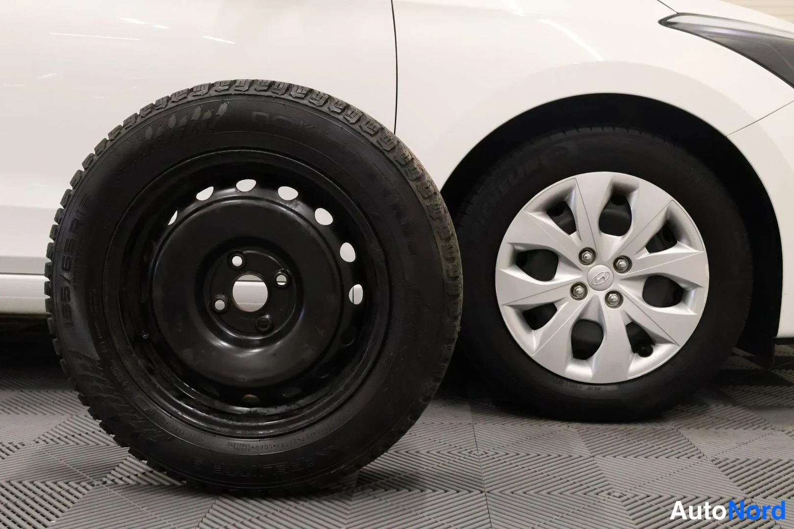 Valkoinen Hyundai i20 2019, yksityiskohta, kuva 19