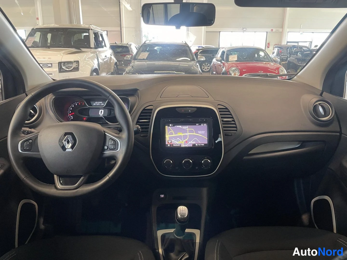 Sininen Renault Captur 2019, ohjaamo, kuva 7
