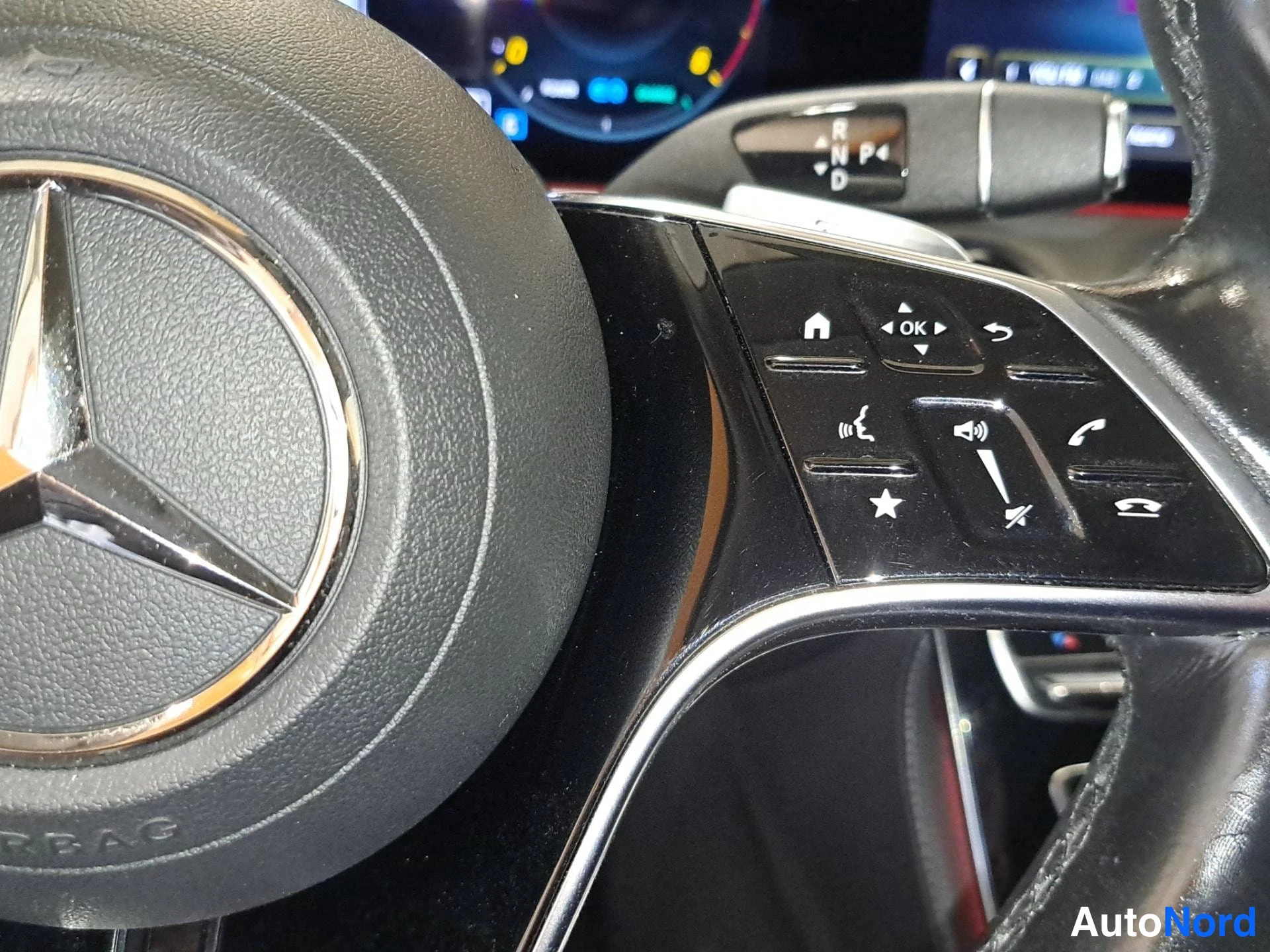 Silver Mercedes-Benz E 220 d 2023, detalj, bild 15