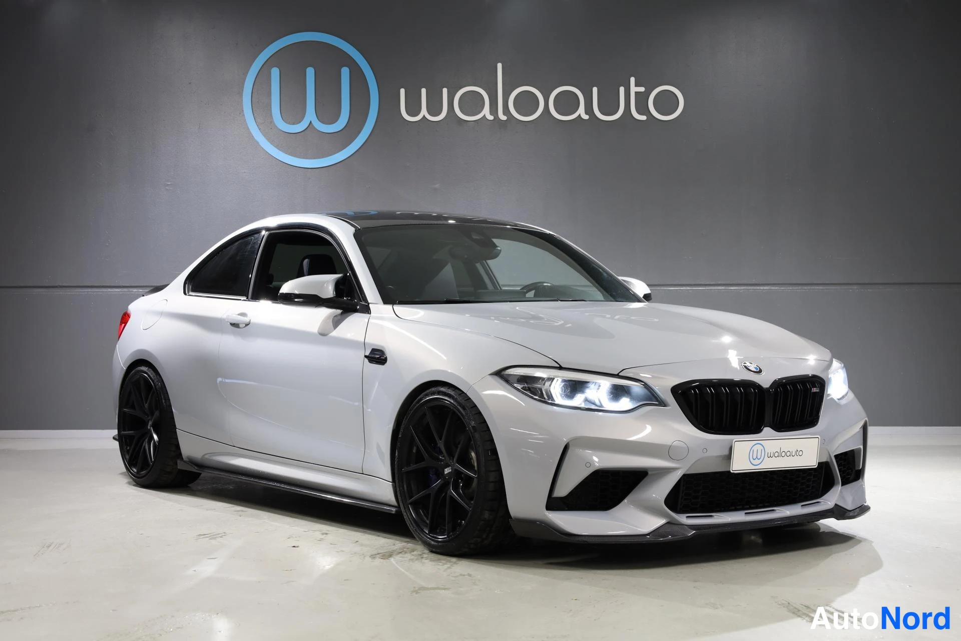 Turkoosi BMW M2 2019, etuviisto, keula oikealle, kuva 3
