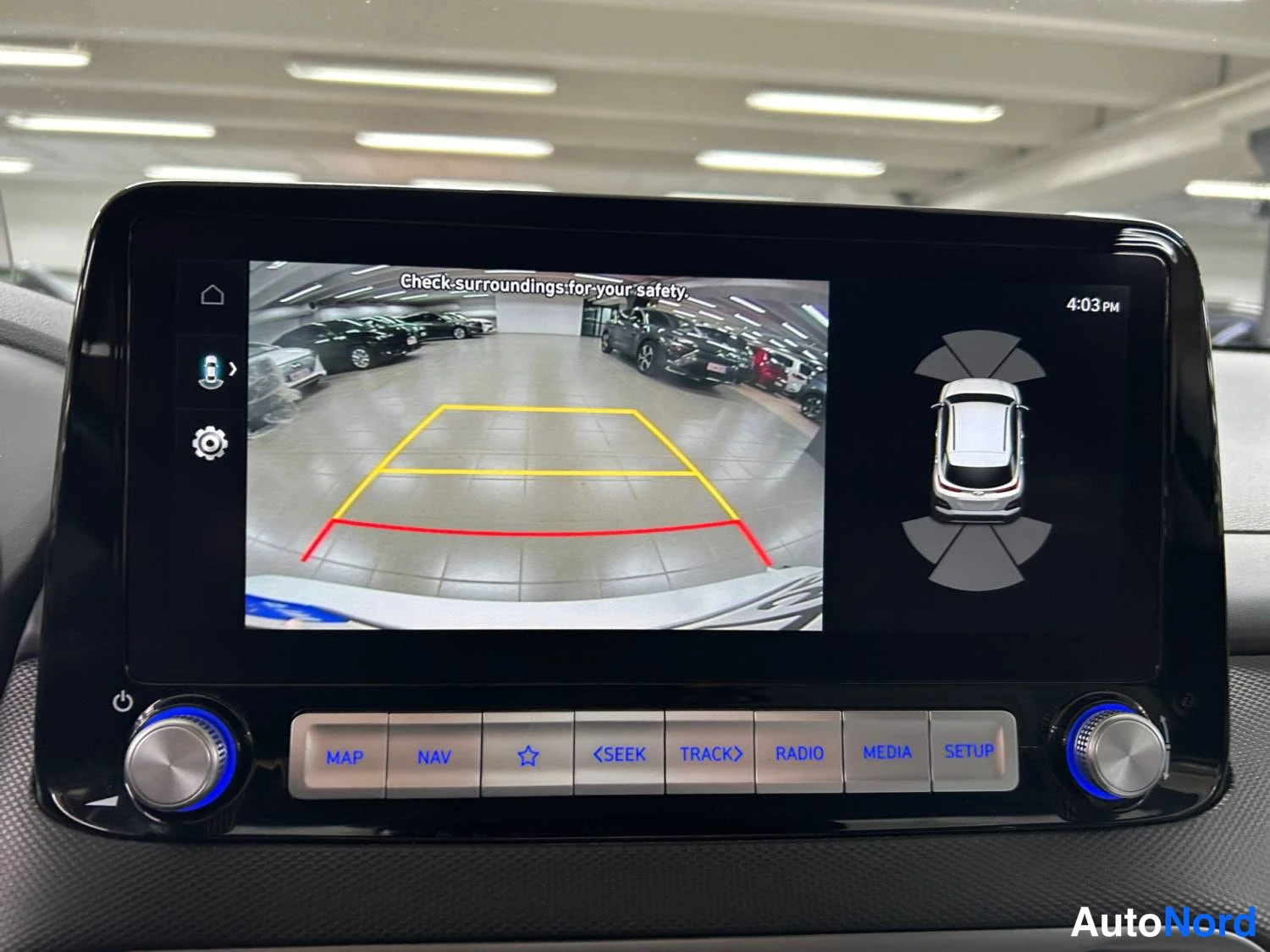 Valkoinen Hyundai Kona electric 2021, yksityiskohta, kuva 18