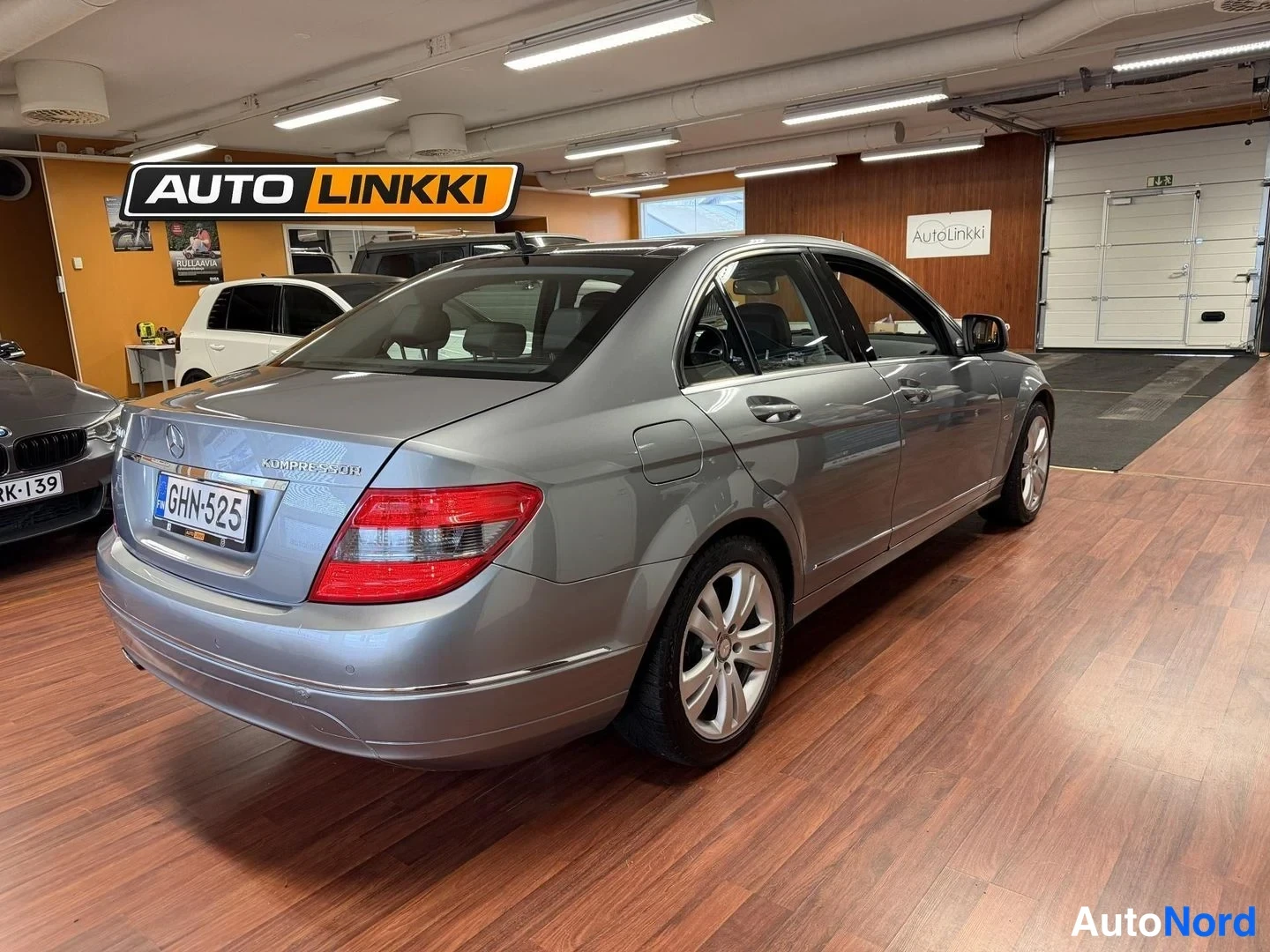 Harmaa Mercedes-Benz C 200 2007, takaviisto, kuva 7