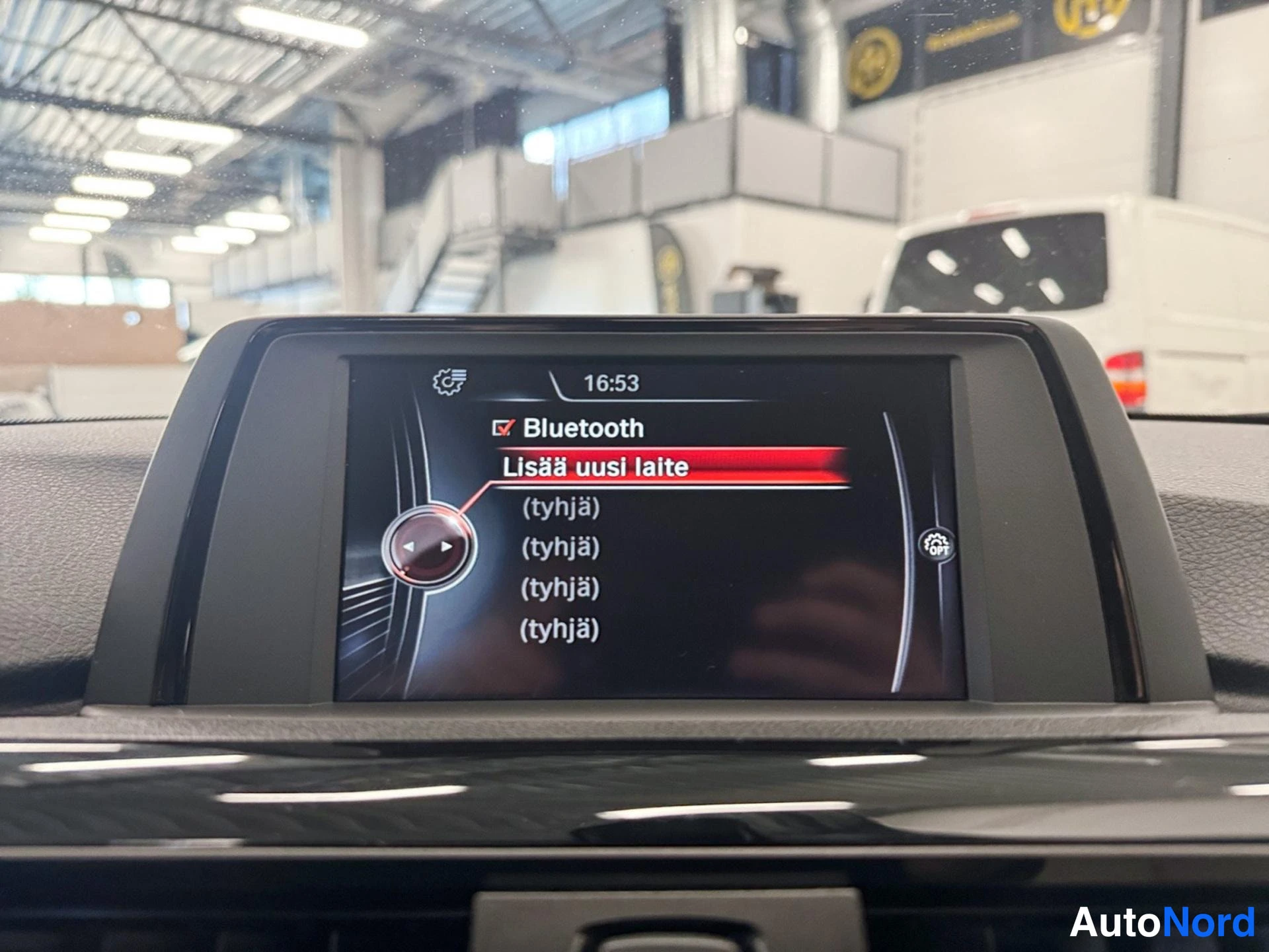 Sininen BMW 420d xDrive 2014, yksityiskohta, kuva 19
