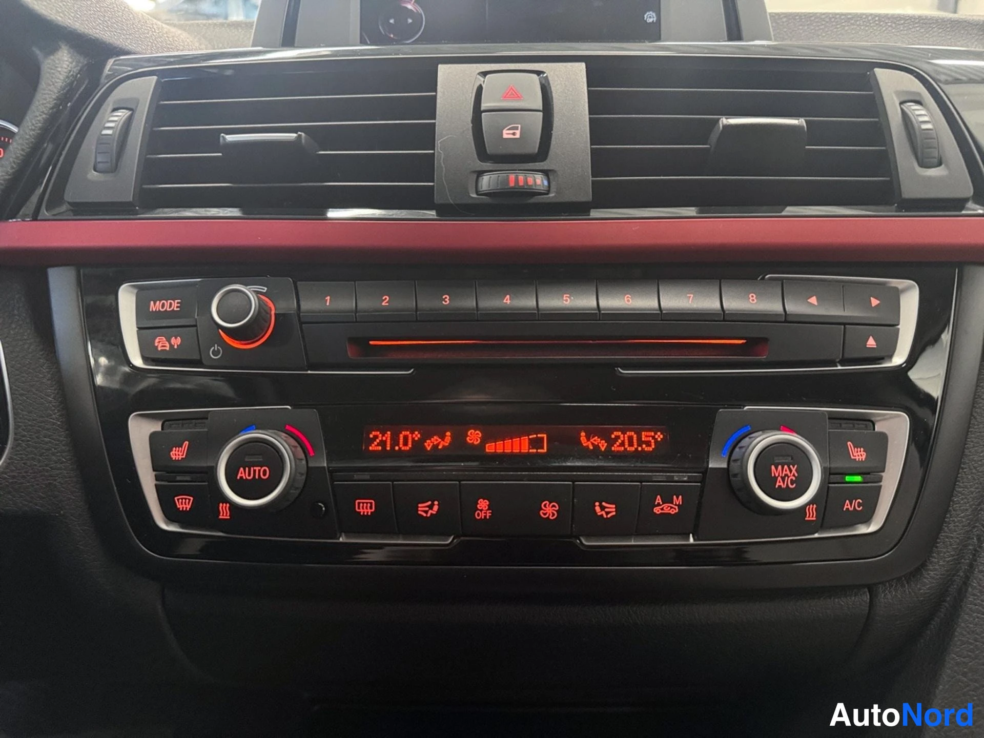 Sininen BMW 420d xDrive 2014, yksityiskohta, kuva 21