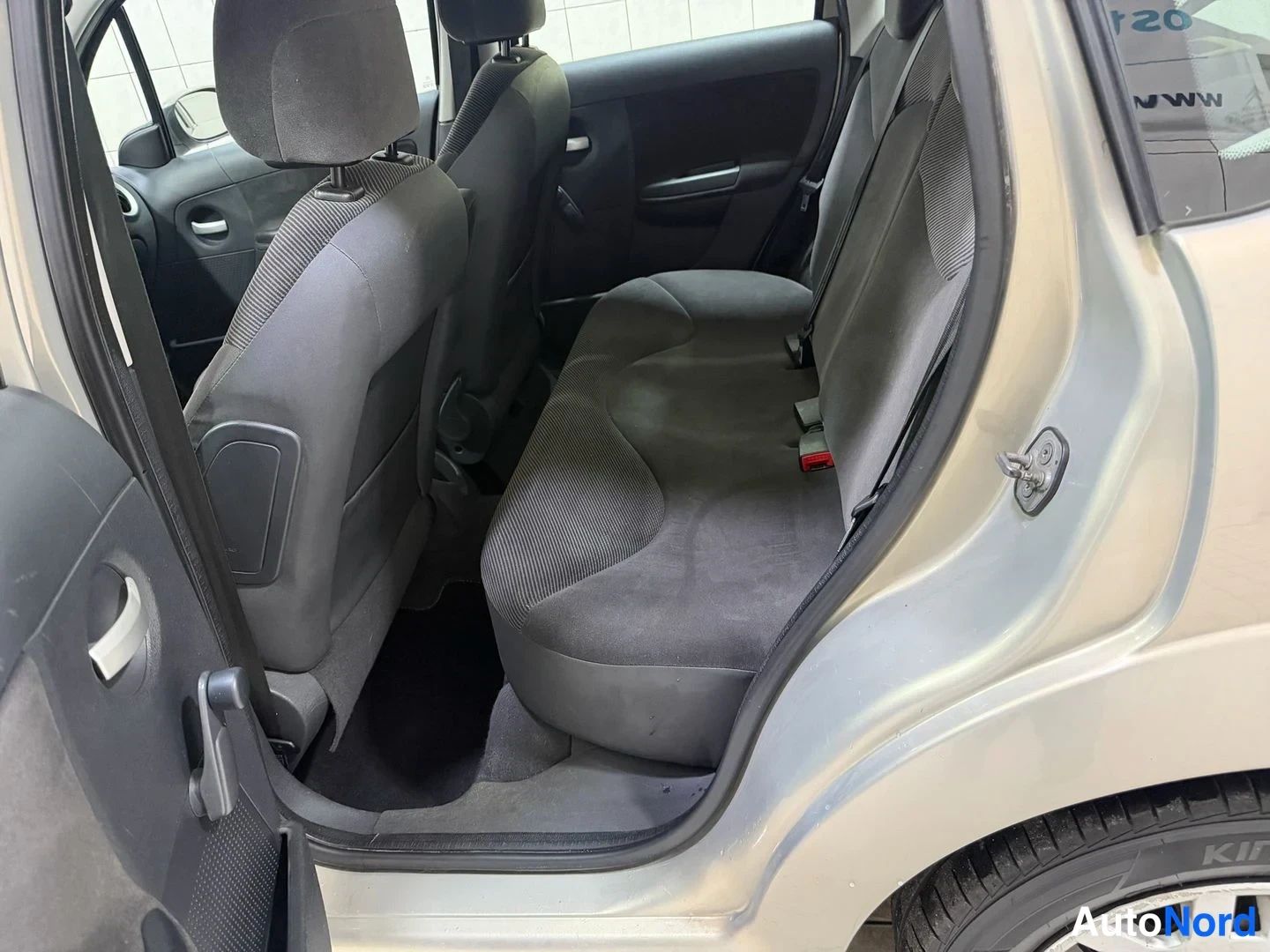 Beige Citroen C3 2009, rear seats, photo 18