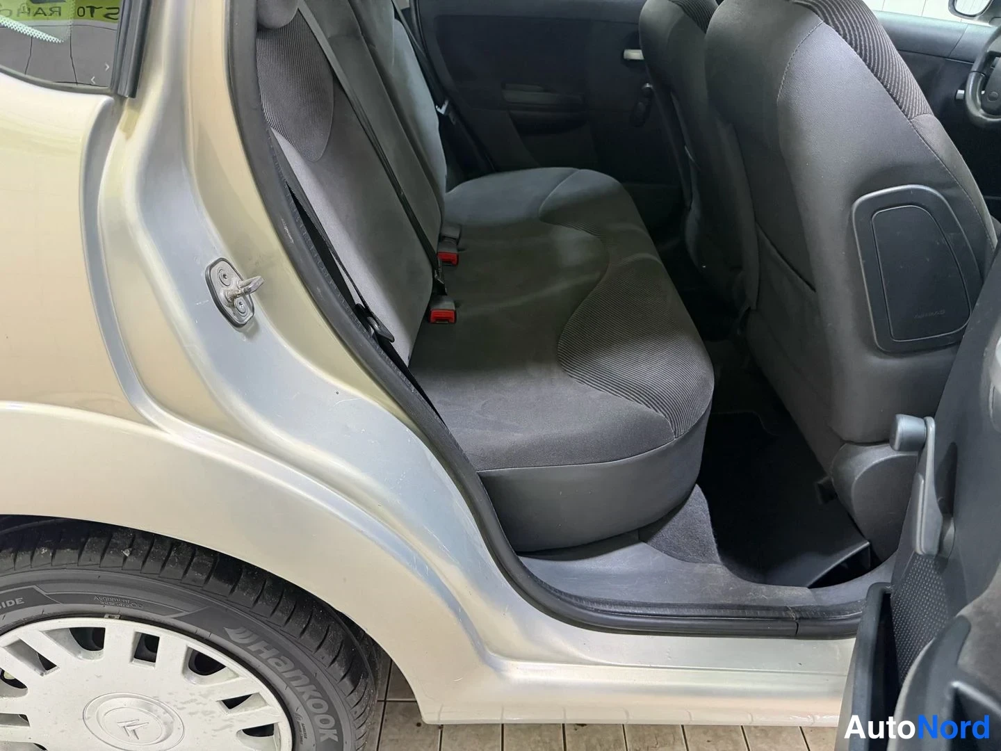 Beige Citroen C3 2009, rear seats, photo 19