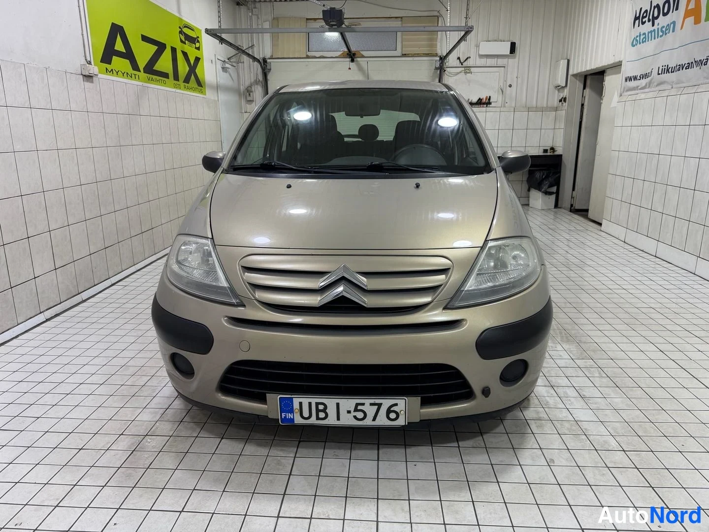 Beige Citroen C3 2009, front, photo 5