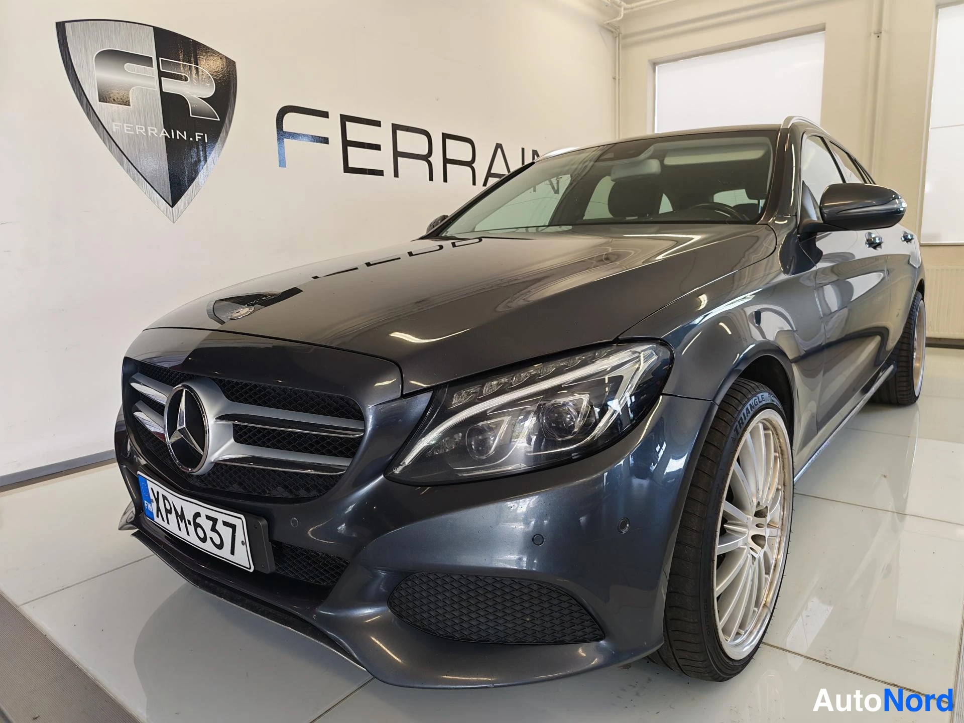 Mercedes-Benz C 2015