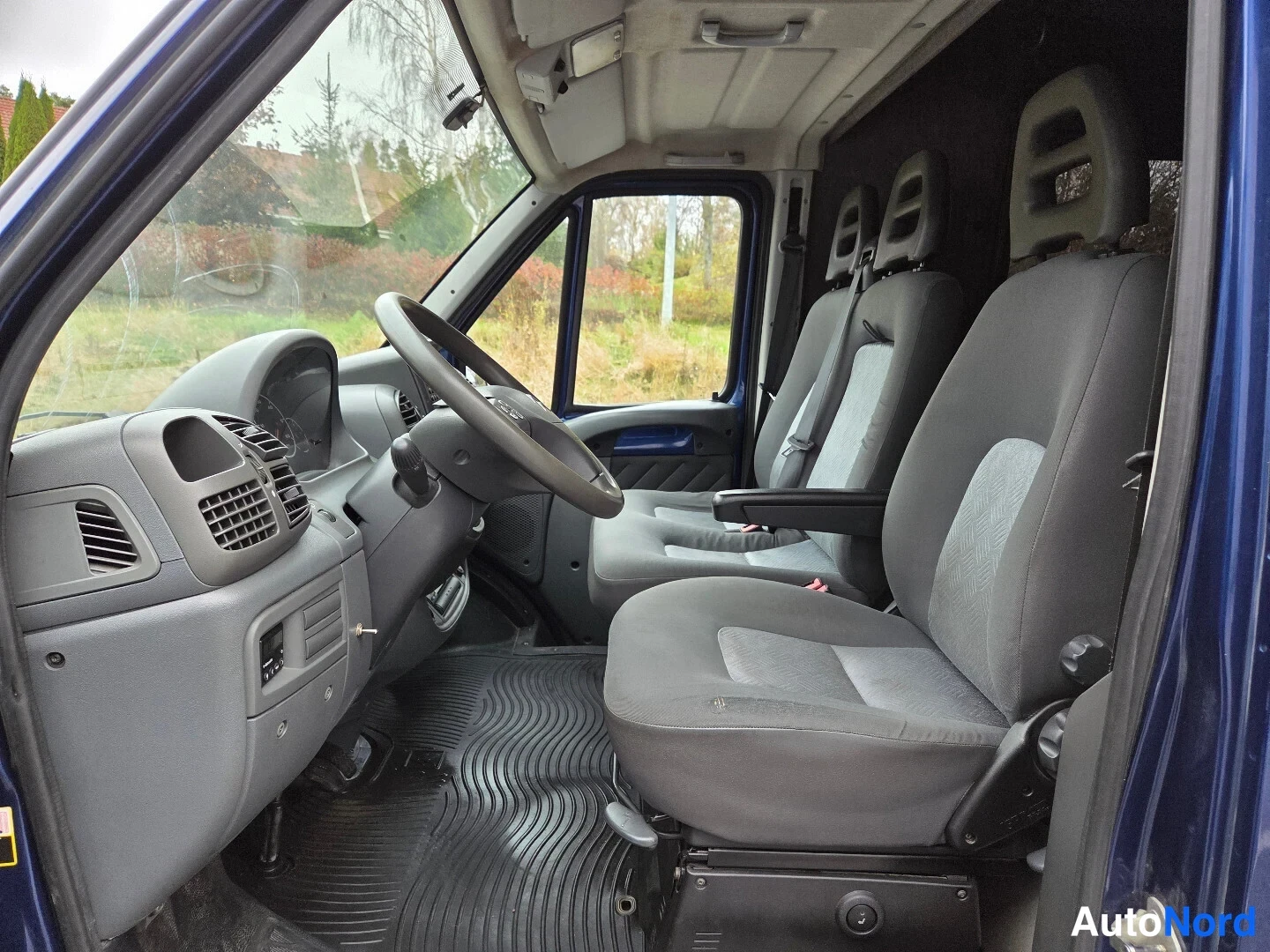 Sininen Citroen Jumper 2005, etuistuimet, kuva 12