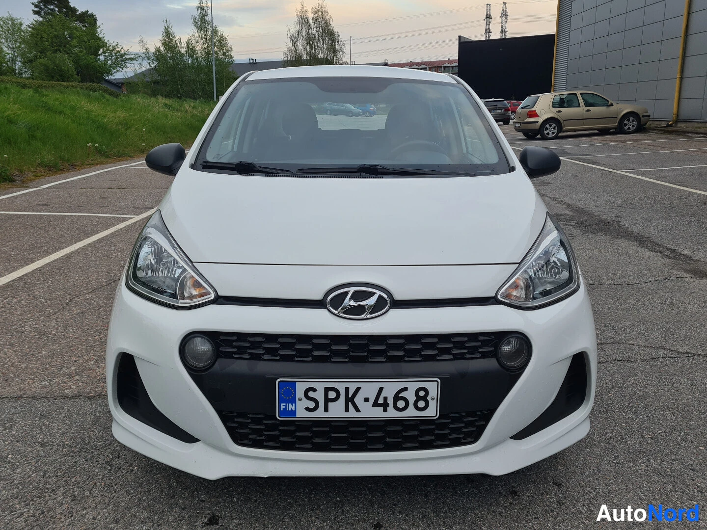 Valkoinen Hyundai i10 2018, edestä, kuva 4