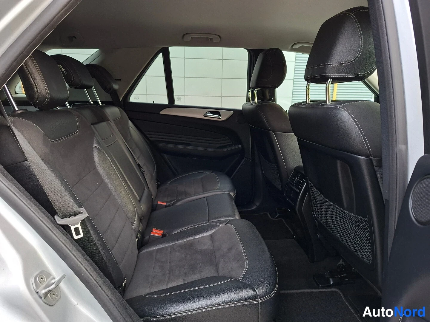 Hopea Mercedes-Benz ML 350 BlueTEC 4MATIC 2014, takaistuimet, kuva 15