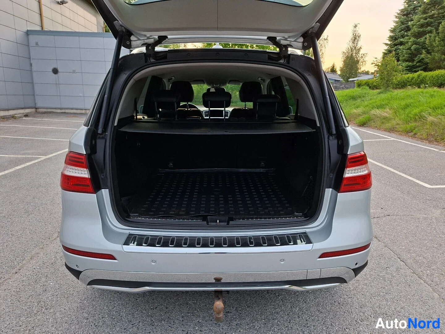 Hopea Mercedes-Benz ML 350 BlueTEC 4MATIC 2014, tavaratila, kuva 17