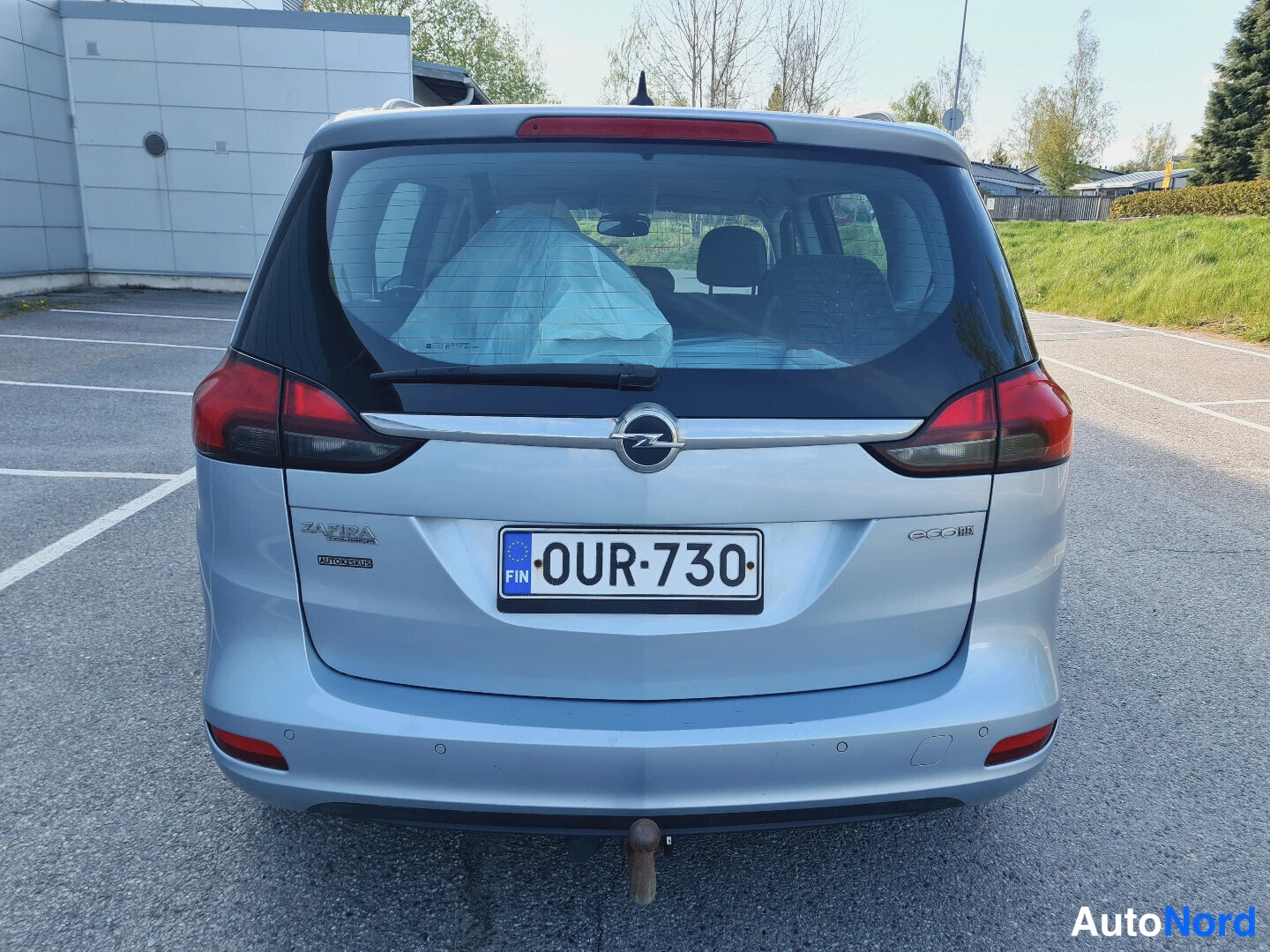 Turkoosi Opel Zafira Tourer 2015, takaa, kuva 8
