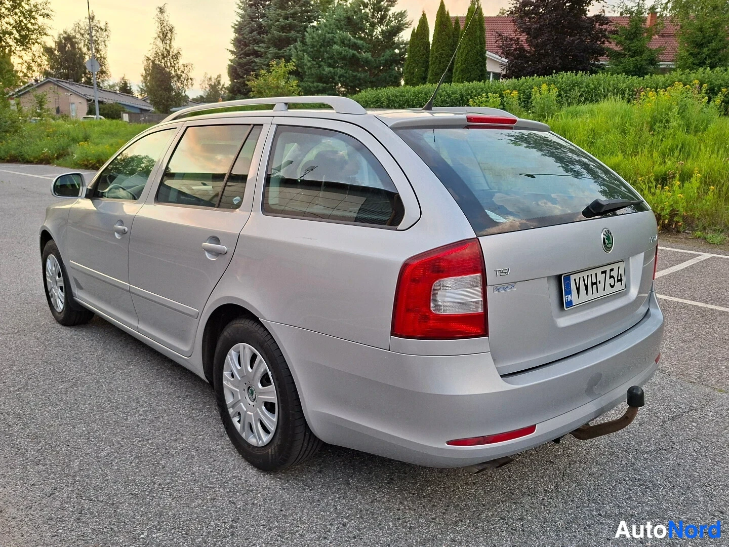Hopea Skoda Octavia 2010, takaviisto, kuva 6
