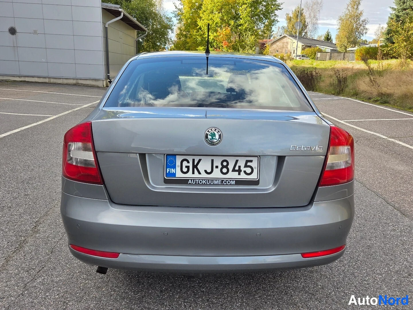 Harmaa Skoda Octavia 2012, takaa, kuva 8
