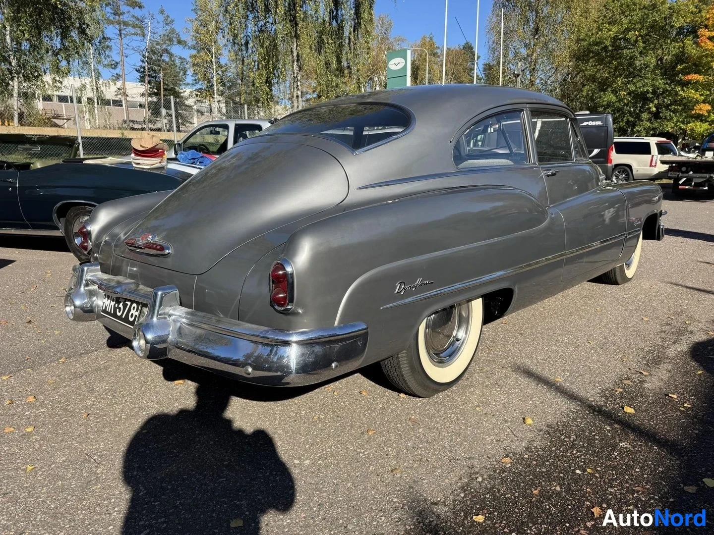 Harmaa Buick Special 1950, takaviisto, kuva 7