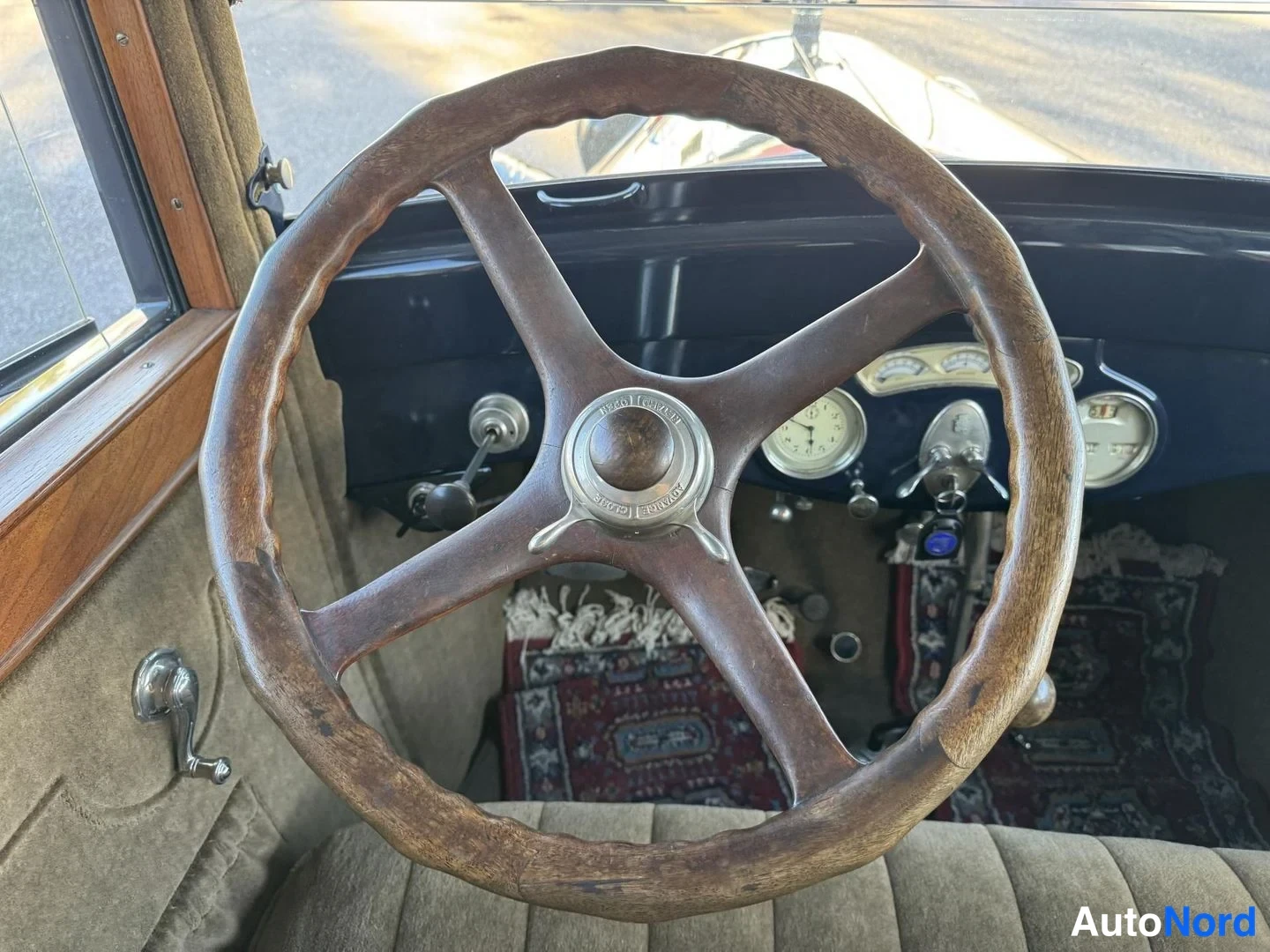 Sininen Cadillac Sedan 1924, yksityiskohta, kuva 19