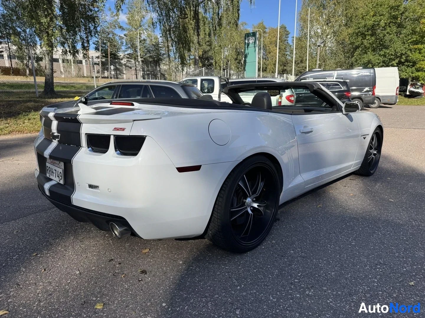 Valkoinen Chevrolet Camaro 2011, takaviisto, kuva 8