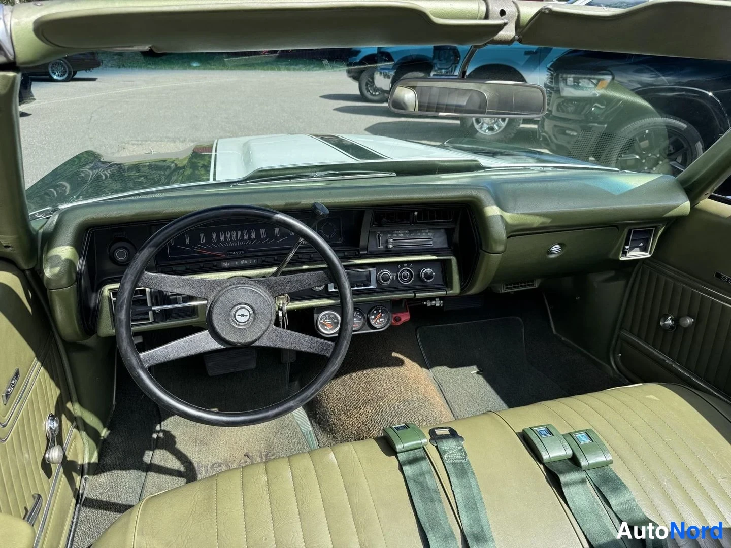 Vihreä Chevrolet Chevelle 1971, ohjaamo, kuva 20