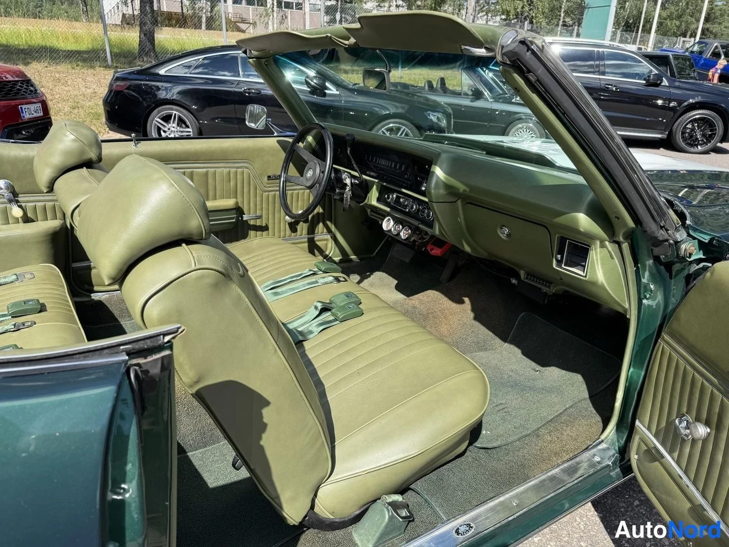 Vihreä Chevrolet Chevelle 1971, ohjaamo, kuva 18