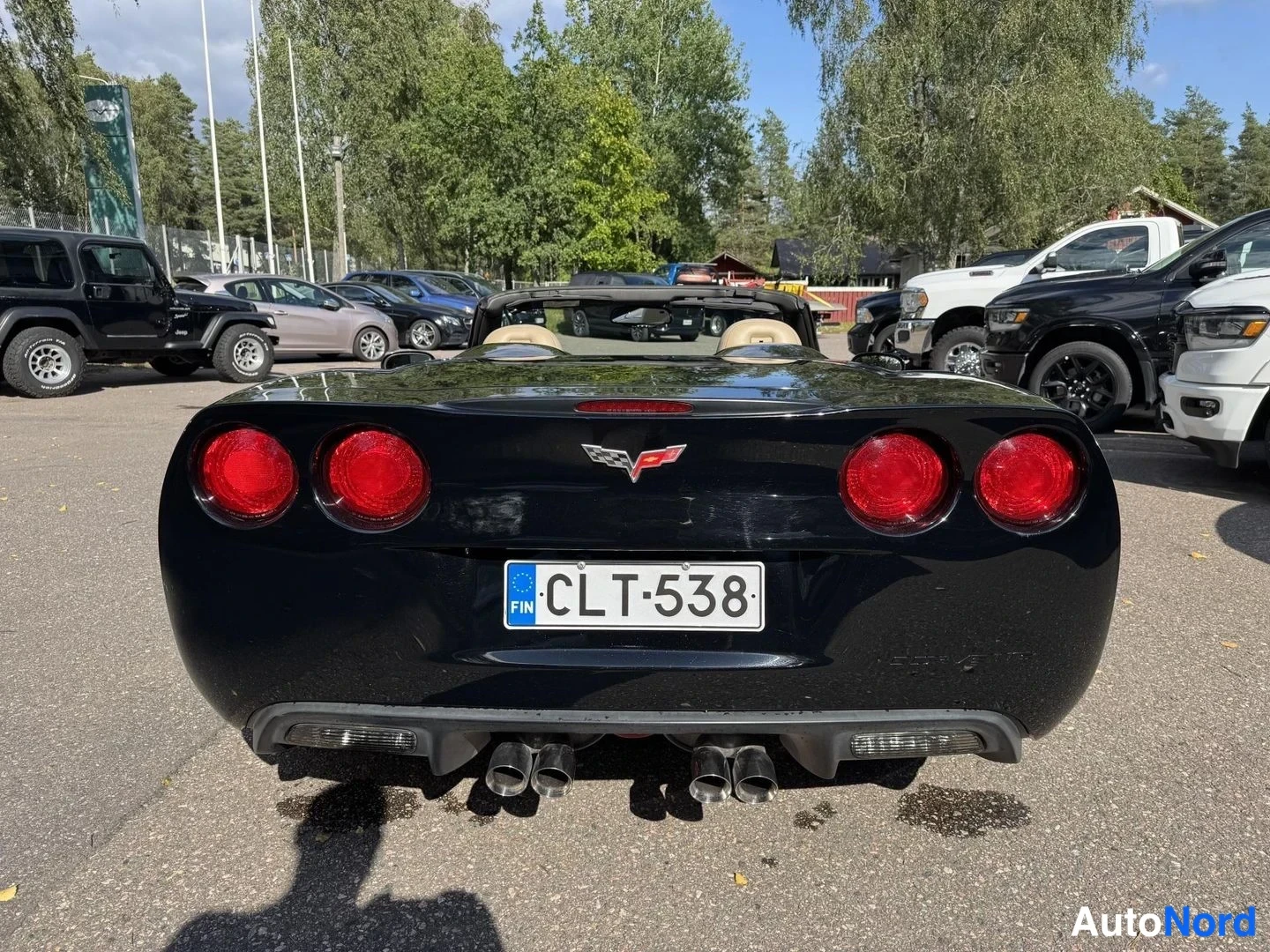 Musta Chevrolet Corvette C6 2005, takaa, kuva 10