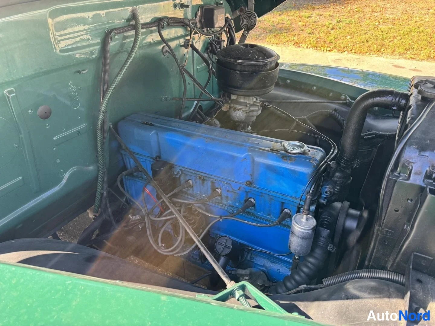 Vihreä Chevrolet Pickup 1954, moottoritila, kuva 14