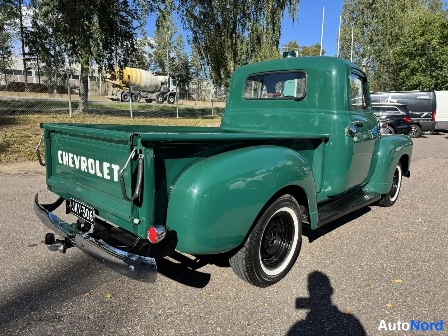 Vihreä Chevrolet Pickup 1954, takaviisto, kuva 7