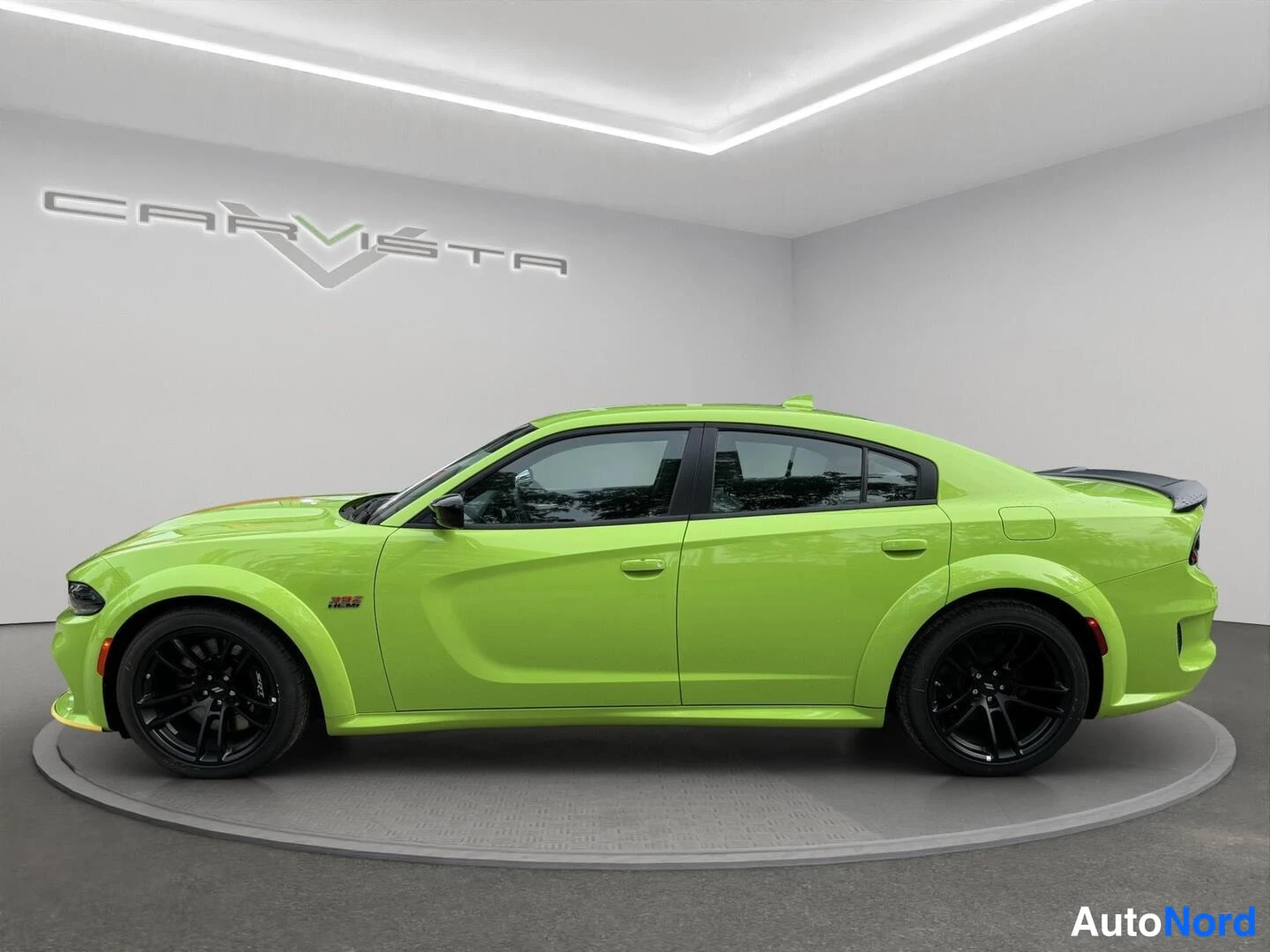 Vihreä Dodge Charger 2024, sivulta, kuva 4