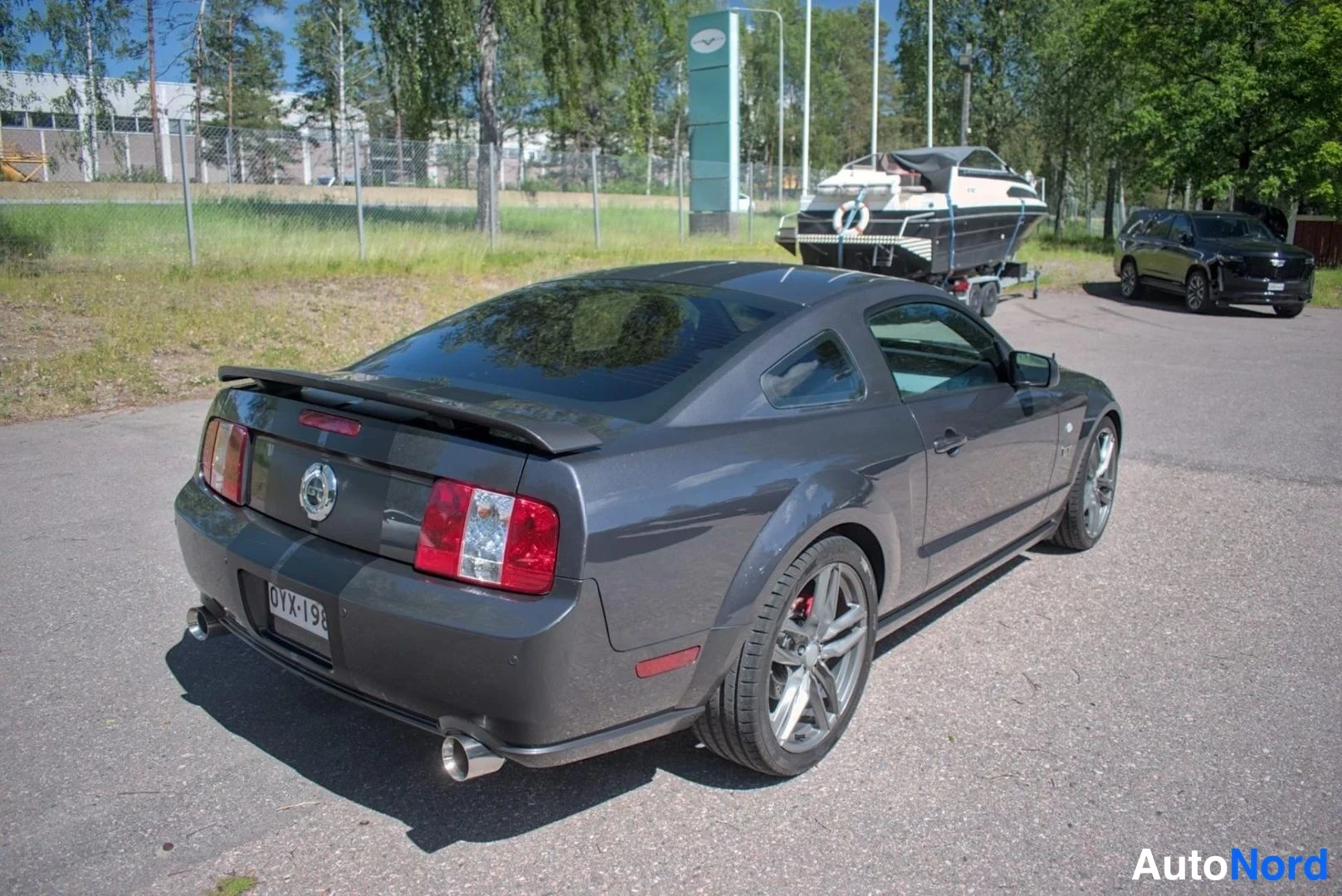 Harmaa Ford Mustang GT 2007, takaviisto, kuva 5