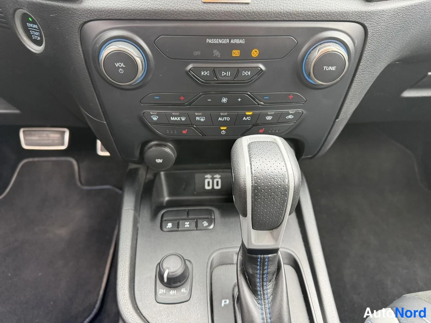 Valkoinen Ford Ranger 2023, yksityiskohta, kuva 23