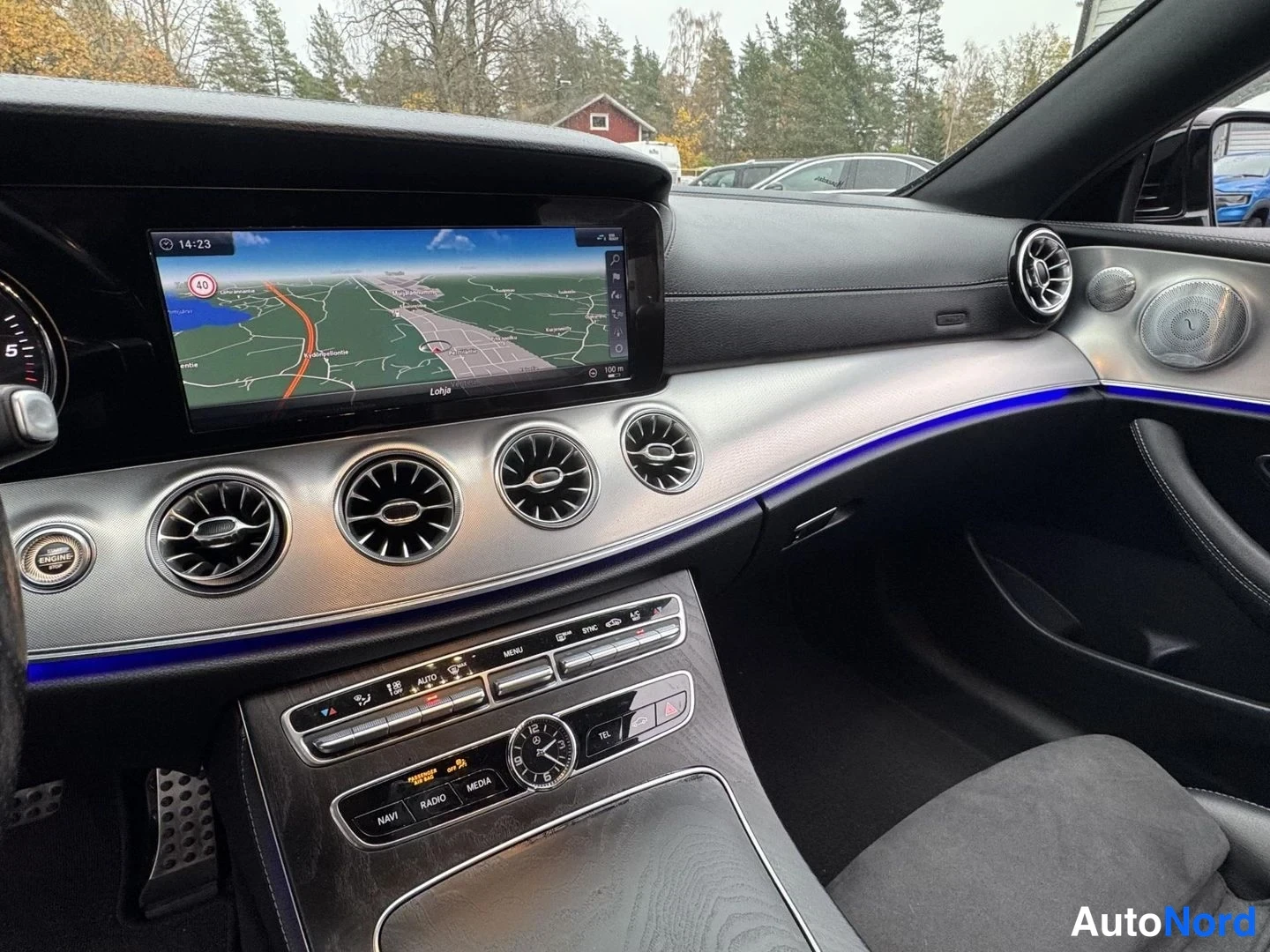 Musta Mercedes-Benz E 220 d 2018, yksityiskohta, kuva 18