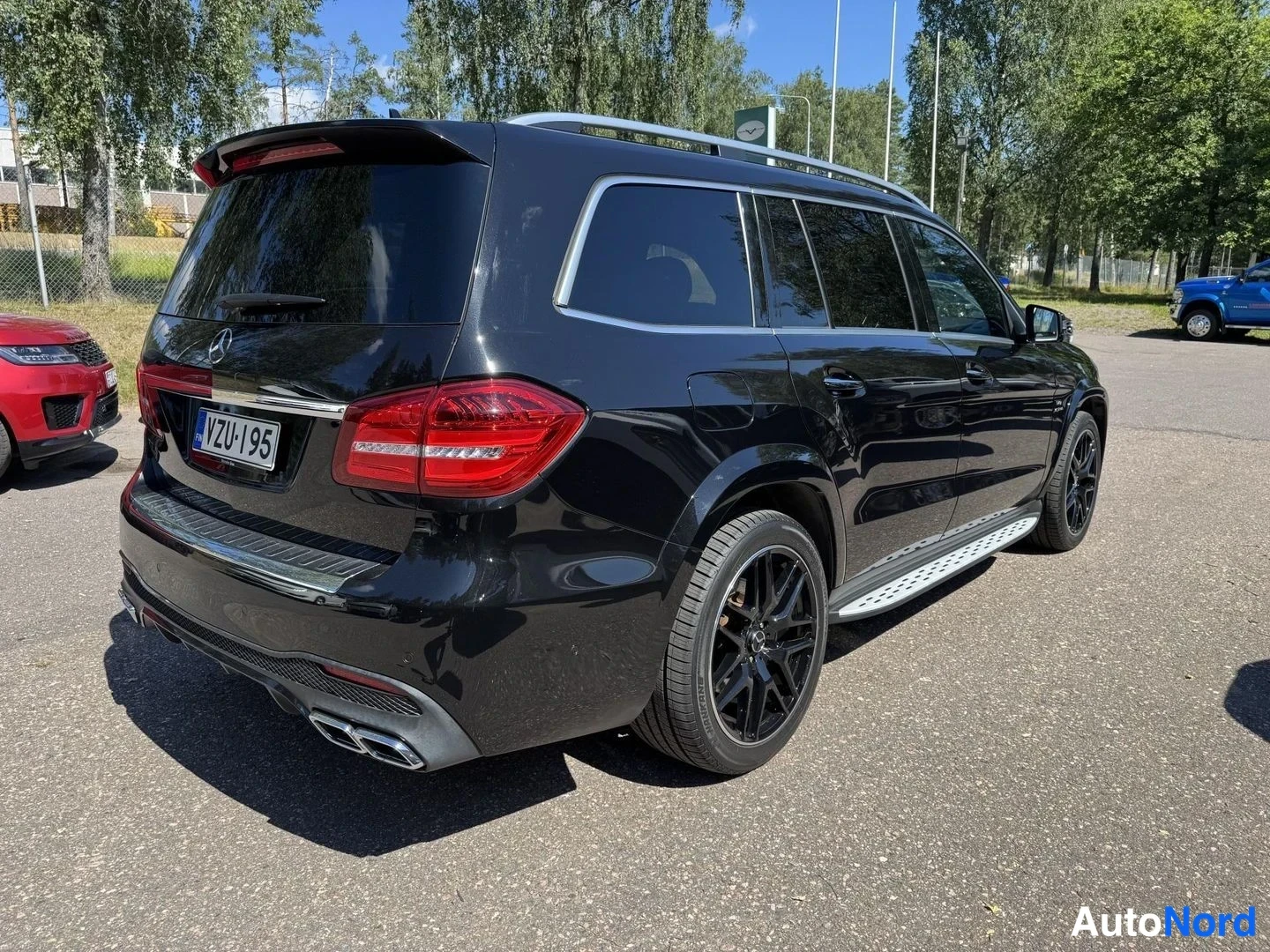 Musta Mercedes-Benz GLS 63 2019, takaviisto, kuva 7