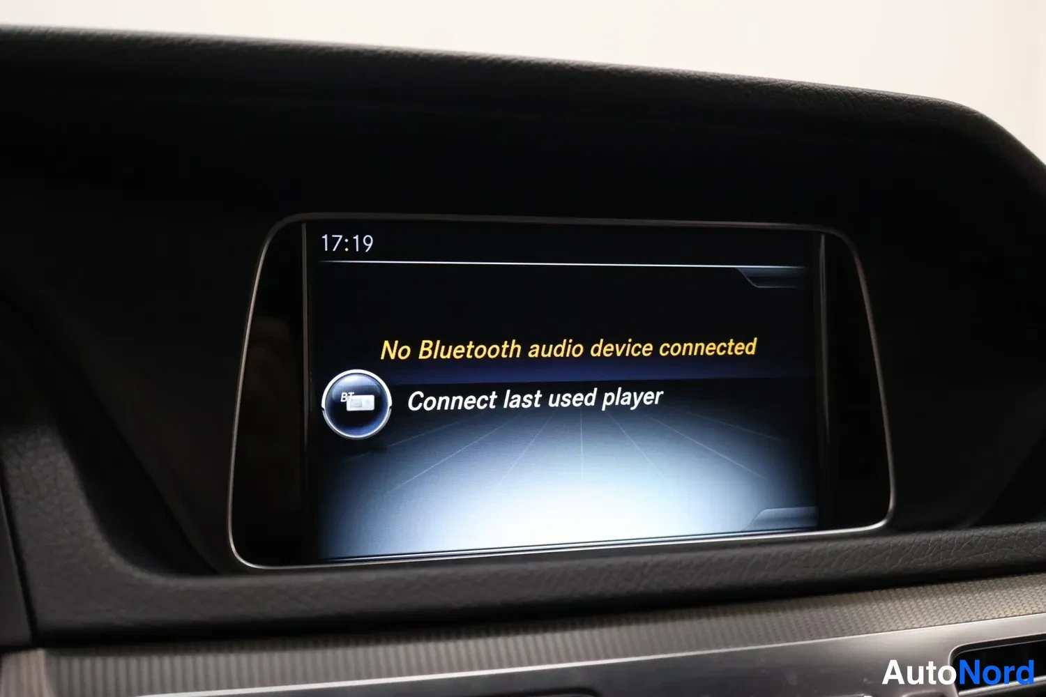 Grey Mercedes-Benz E 220 BlueTEC 4MATIC 2016, detail, photo 20