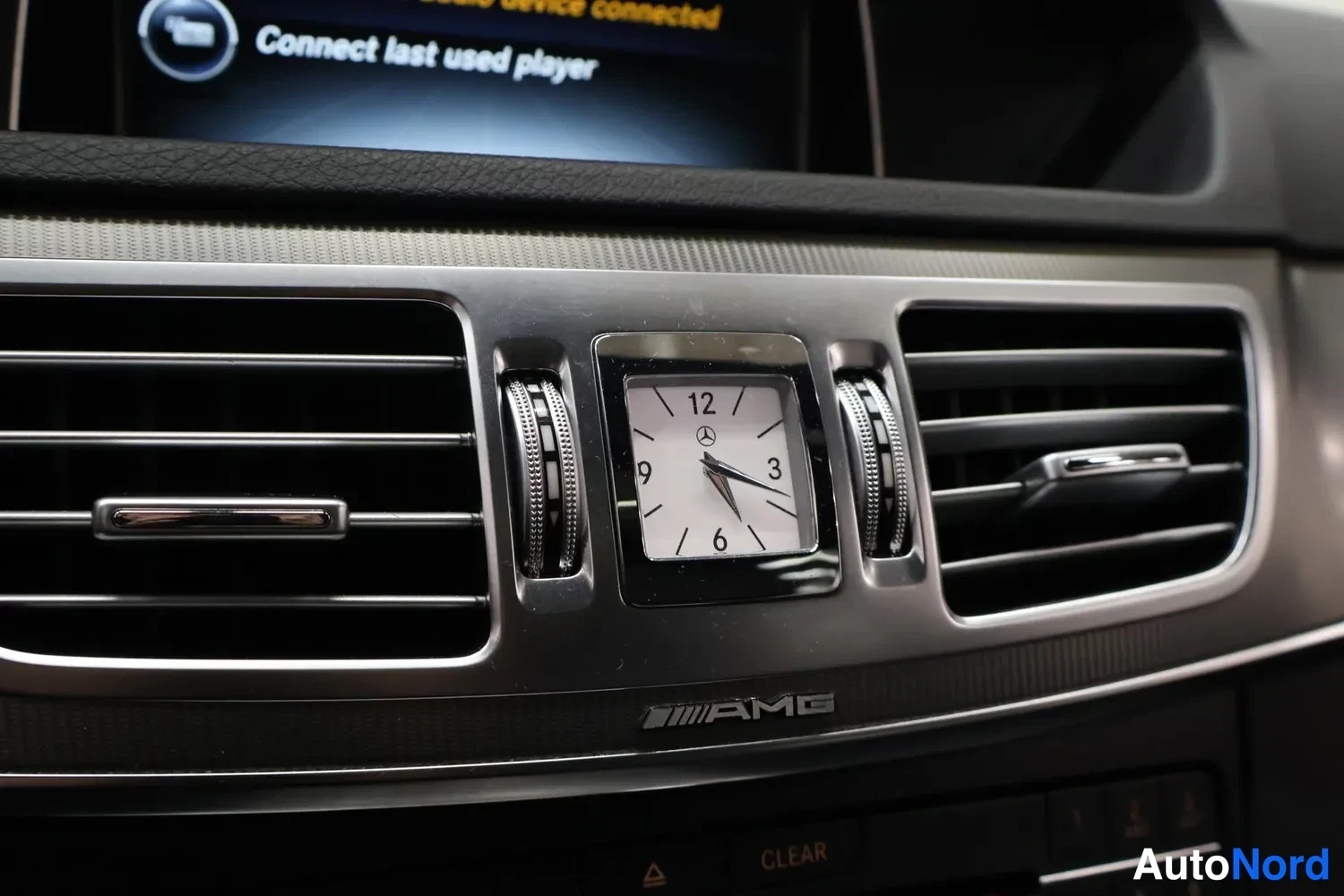 Grey Mercedes-Benz E 220 BlueTEC 4MATIC 2016, detail, photo 21