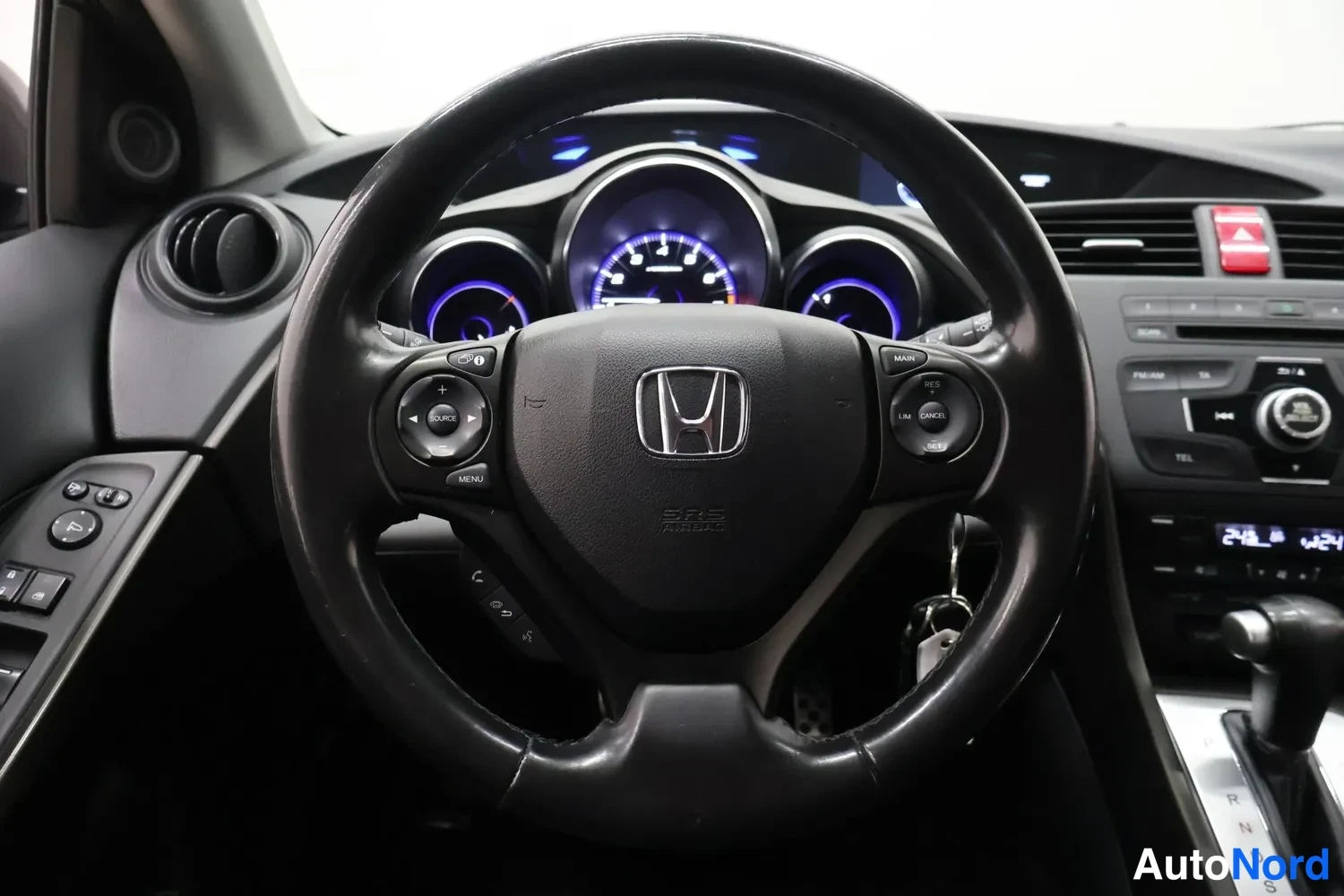 Ruskea Honda Civic 2013, yksityiskohta, kuva 12