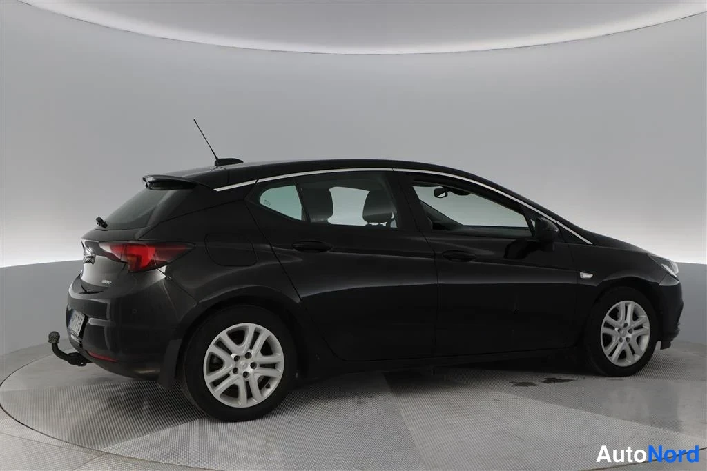 Black Opel Astra 2017, rear three-quarter, photo 10