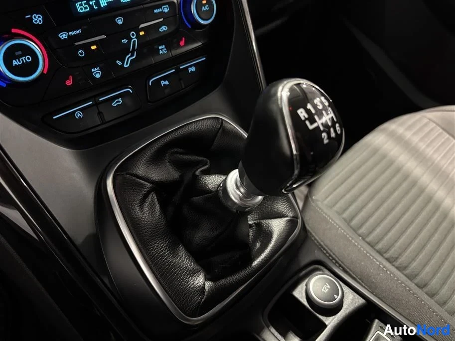 Beige Ford C-Max 2016, detail, photo 21