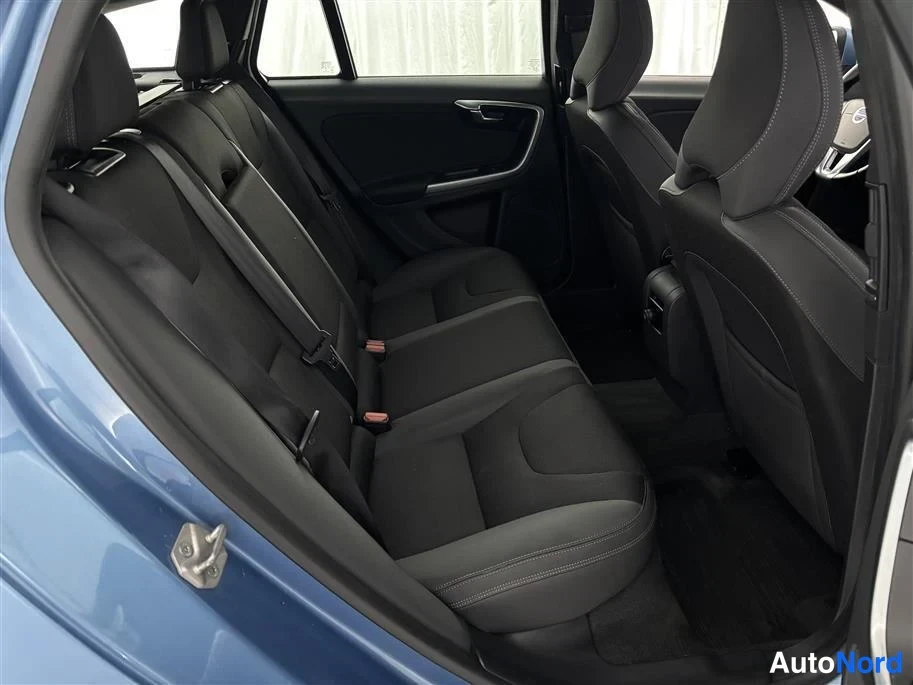 Blue Volvo V60 2014, rear seats, photo 14