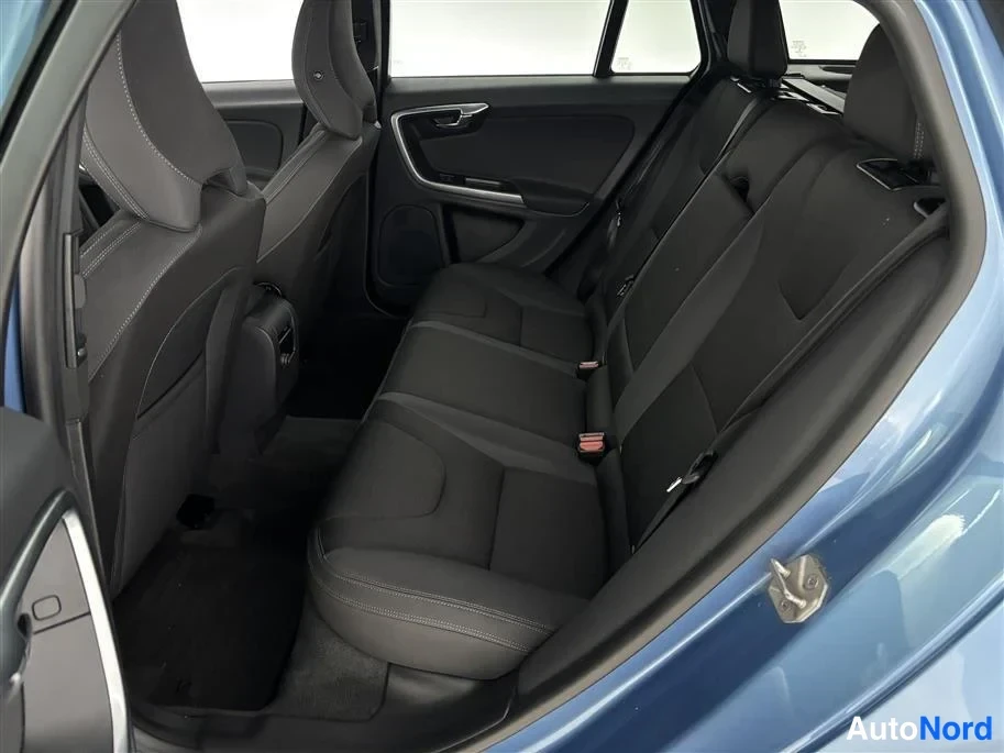 Blue Volvo V60 2014, rear seats, photo 15