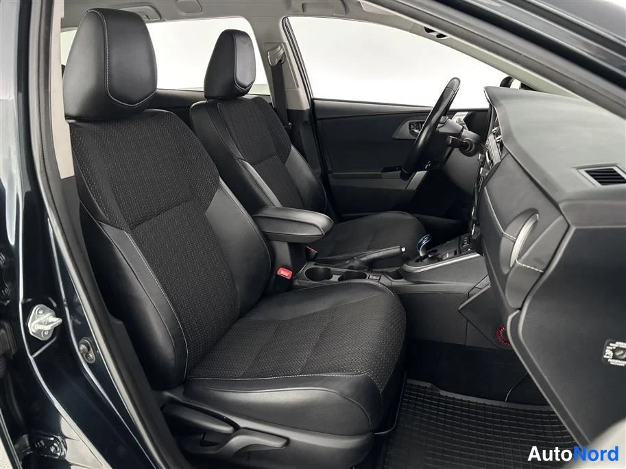 Blue Toyota Auris 2015, front seats, photo 22