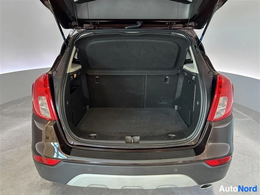 Beige Opel Mokka 2017, boot, photo 17