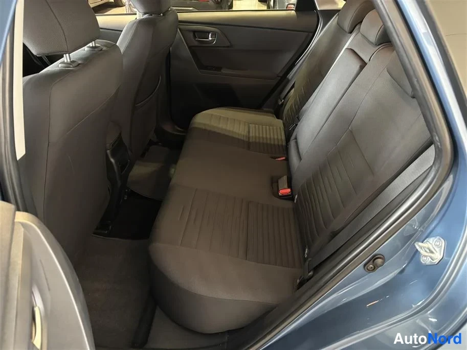Blue Toyota Auris 2016, rear seats, photo 13